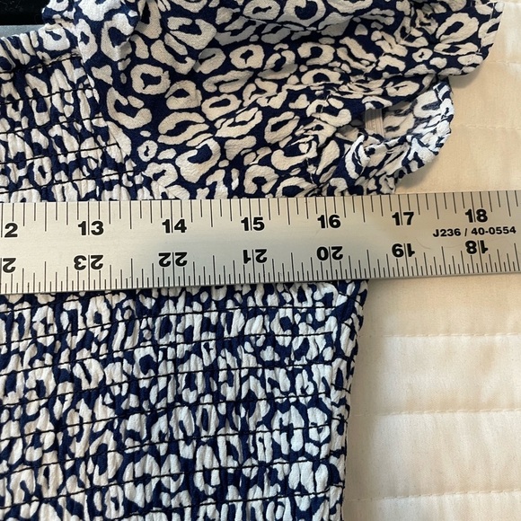 Tuckernuck Sail to Sable Blue White Smocked Nap Dress Puff Short Sleeve Sz S - Picture 10 of 12